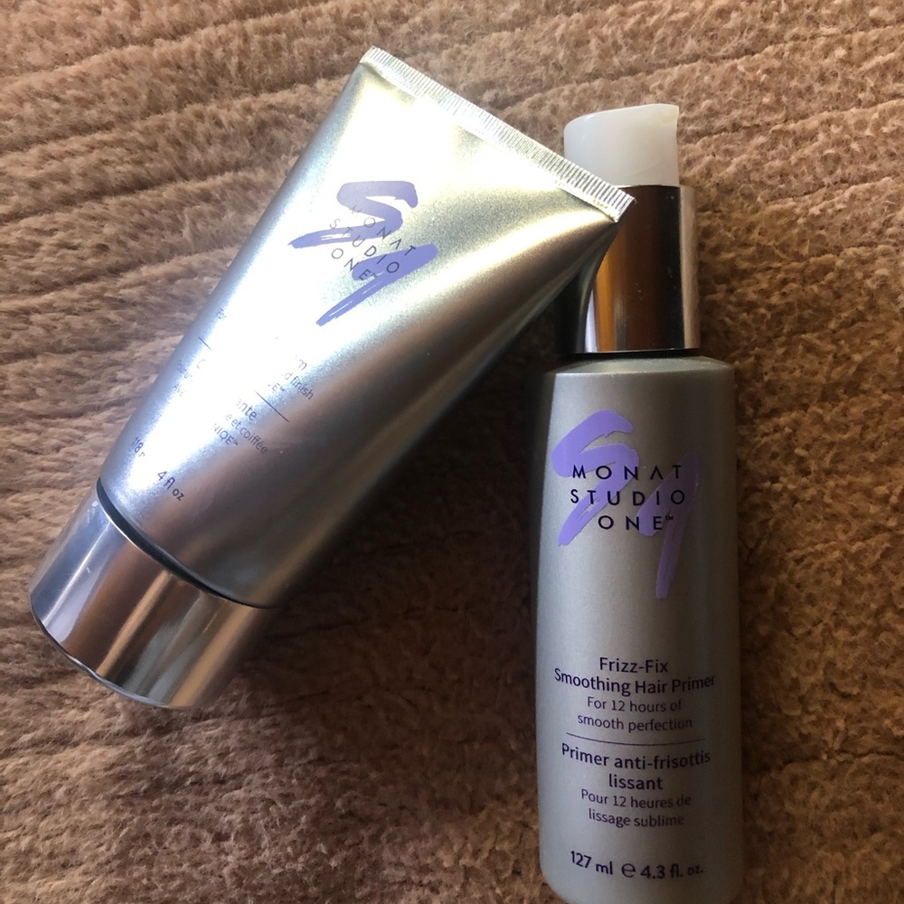 Monat hair